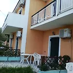 Апартаменты Sea View Studios *