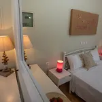 Sea View Studios Миния