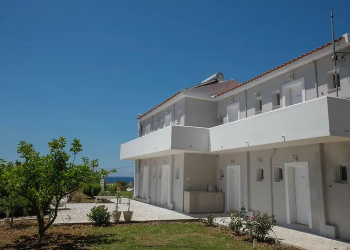 Sea View Studios Апартаменты Миния